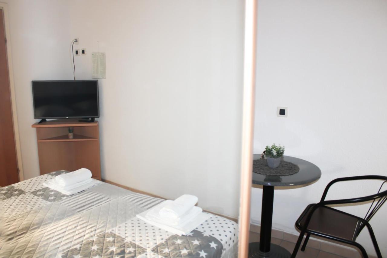 Apartments Larus Башка-Вода Екстер'єр фото