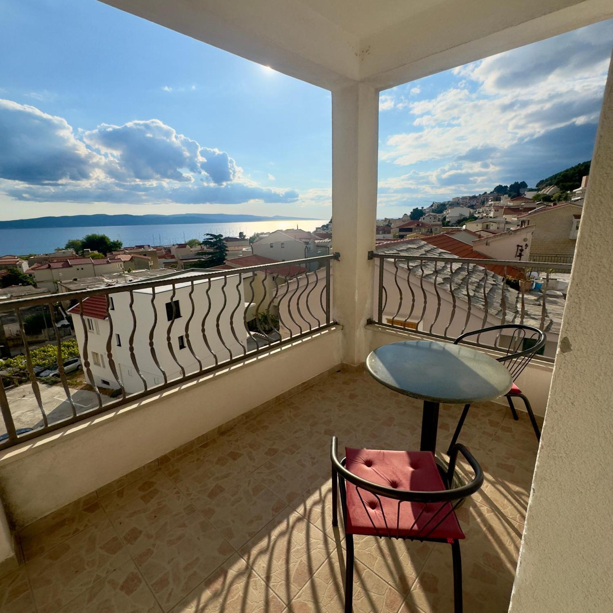 Apartments Larus Башка-Вода Екстер'єр фото