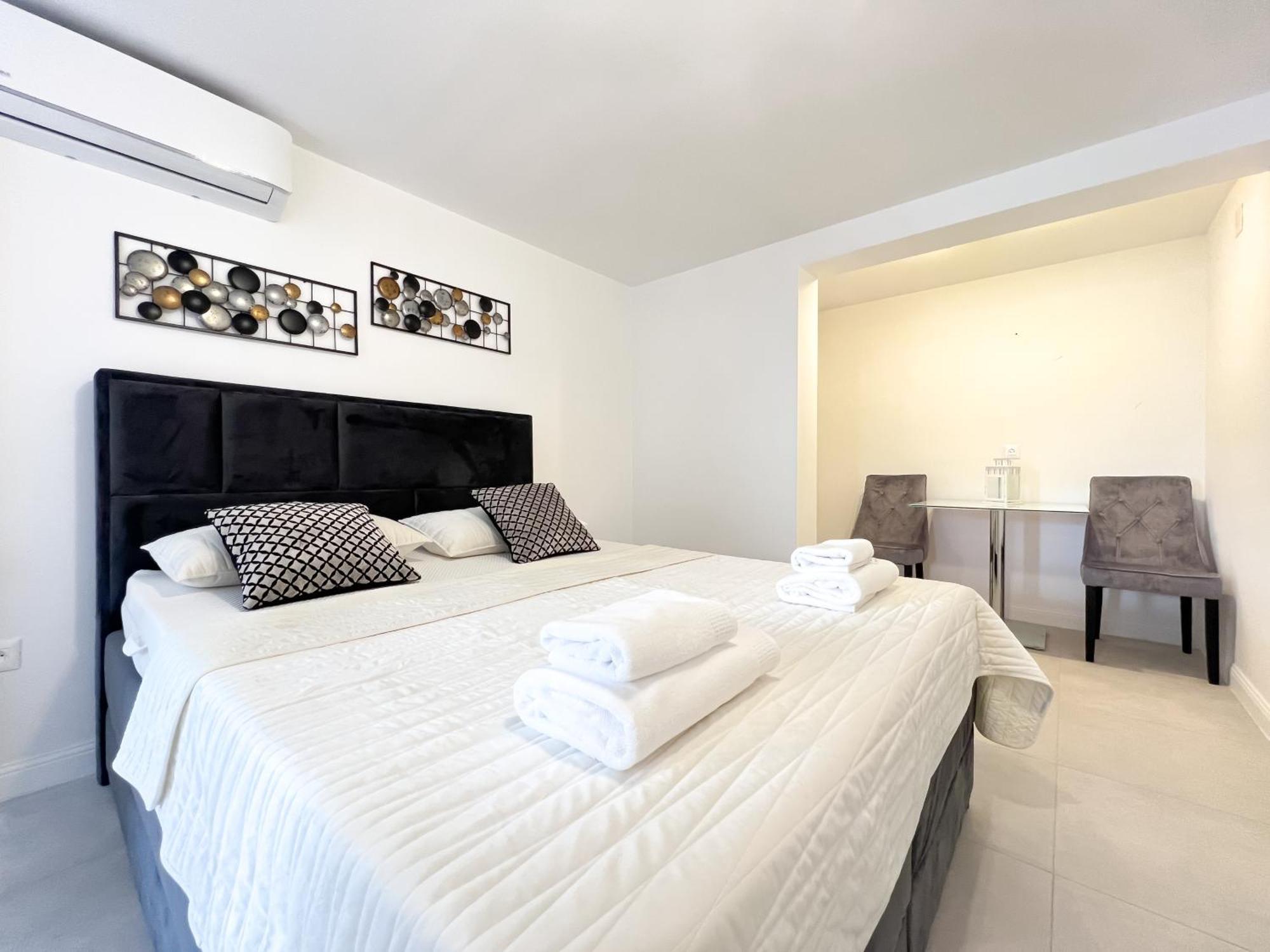 Apartments Larus Башка-Вода Екстер'єр фото